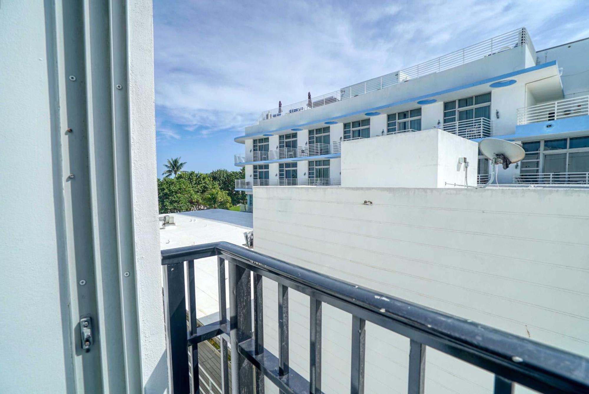 Deluxe Apartments At The Congress Miami Beach Oda fotoğraf